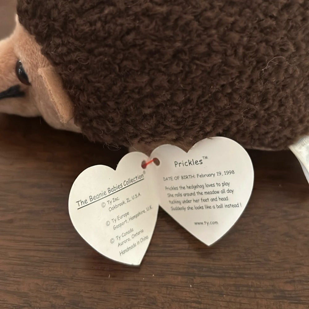 Hedgehog tag ripping off